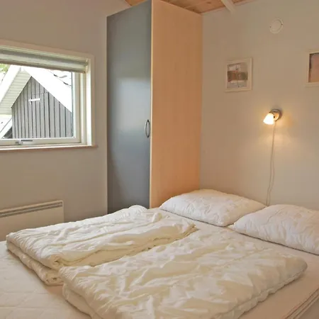 Lovely Home In Haderslev With Kitchen